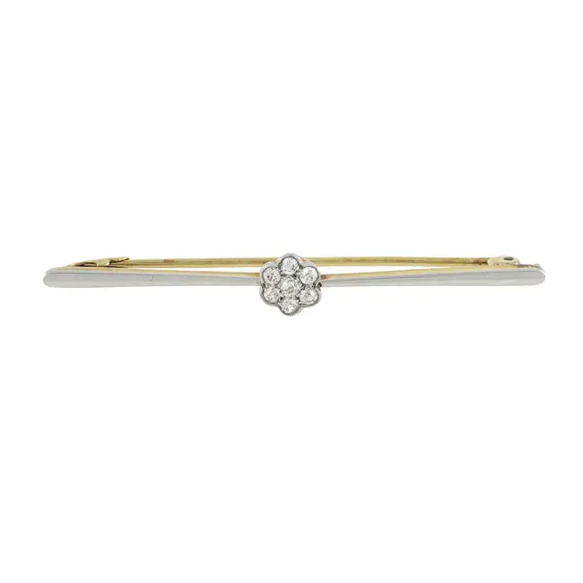 Early 20th diamond floral cluster bar brooch
