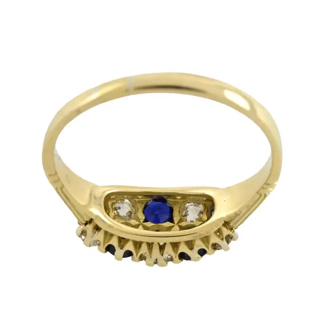 Late Victorian 18ct gold sapphire and diamond ring