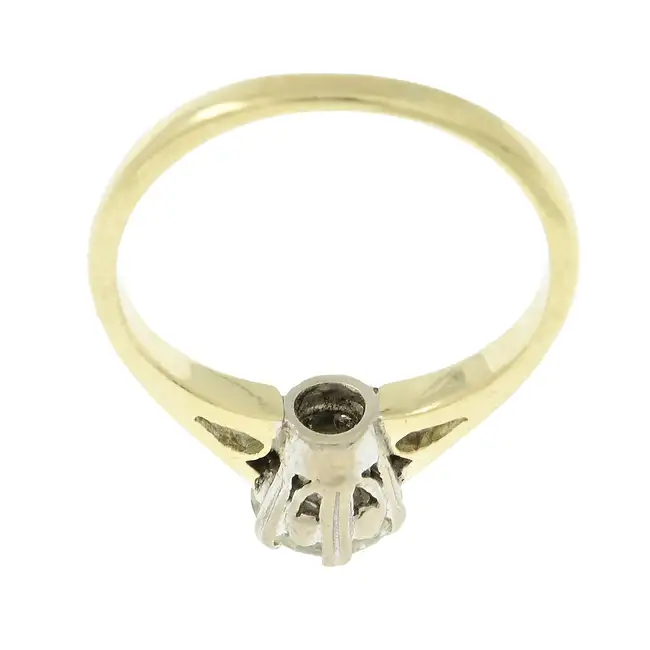 18ct gold diamond single-stone ring