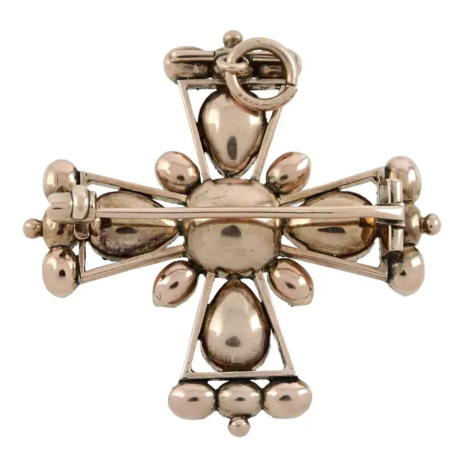 Georgian Maltese cross foil-back garnet brooch