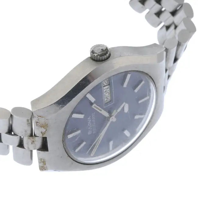 Bulova - Accuquartz
