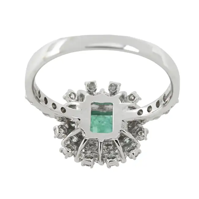 18ct gold emerald and diamond ring