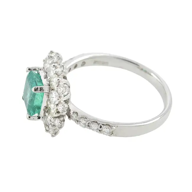 18ct gold emerald and diamond ring