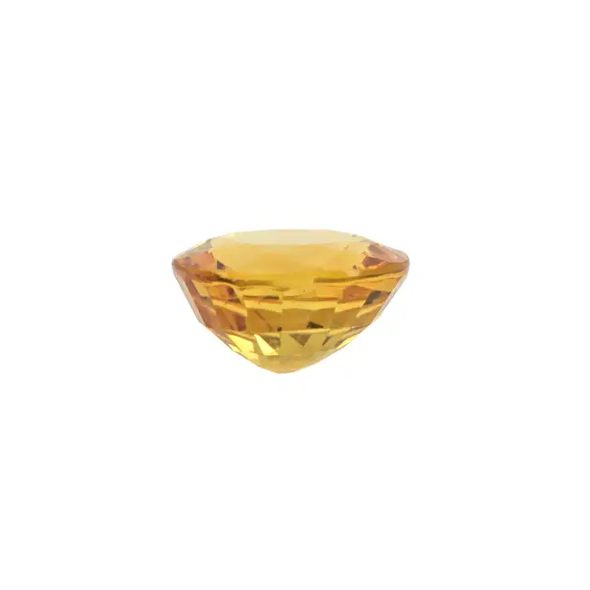 Oval-shape orange sapphire, 2.31ct