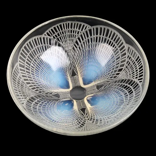 Lalique Coquille bowl