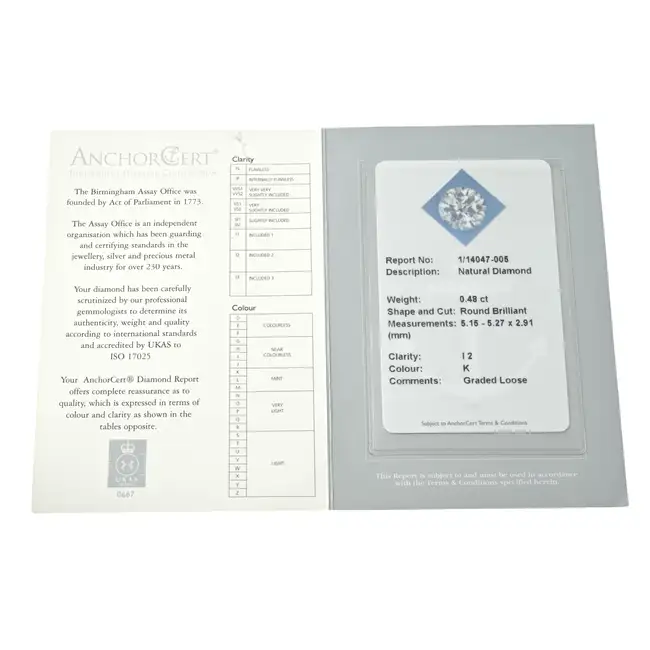 Diamond single-stone pendant, with chain