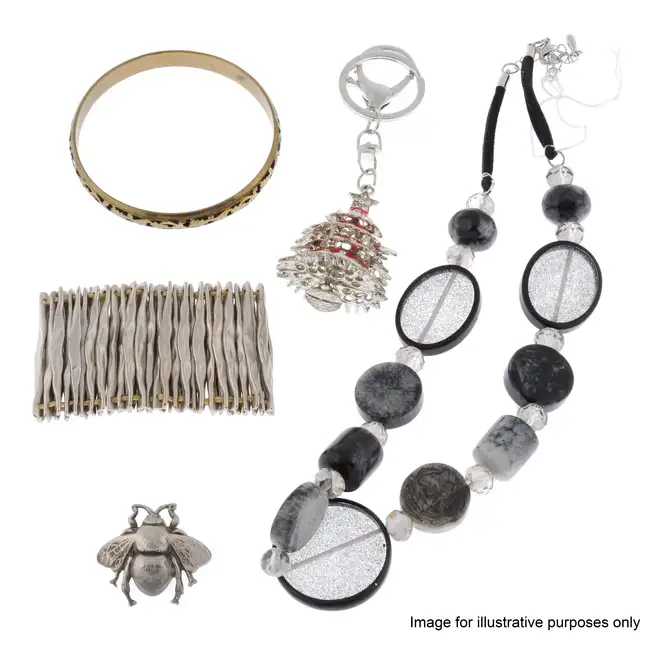 Assorted costume and fashion jewellery, many AF