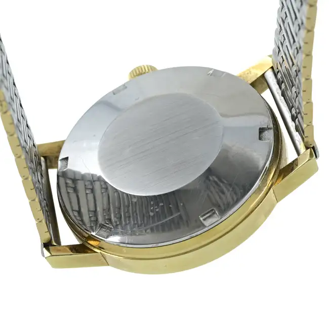 Omega - Genève