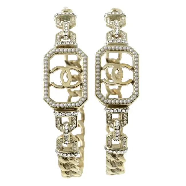 Chanel - earrings 