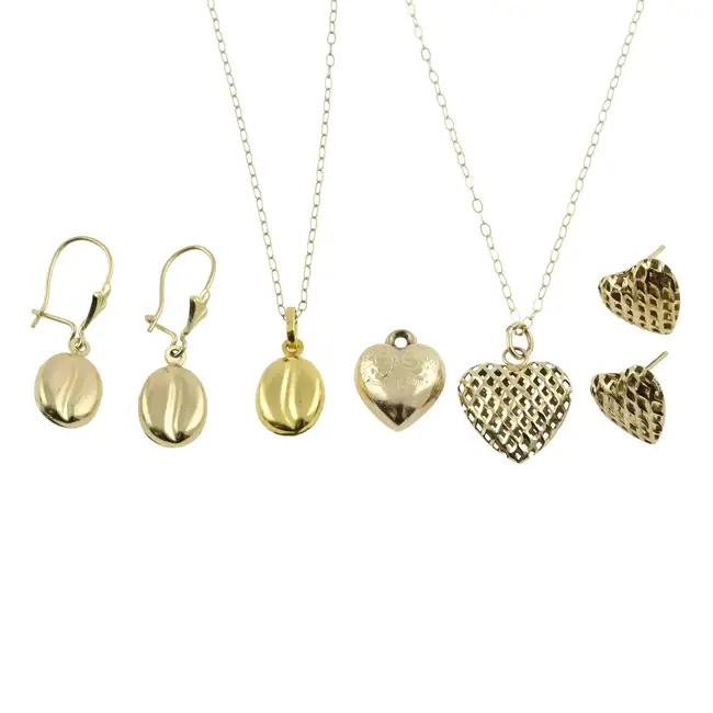Five items of jewellery
