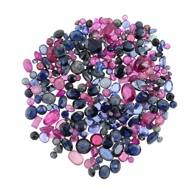 Assorted sapphires & rubies, 58.71ct