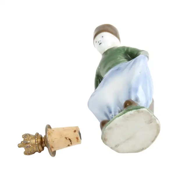 Scent bottle in the form of a Dutch boy