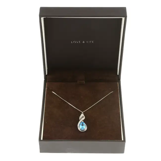 9ct gold gem pendant, with chain