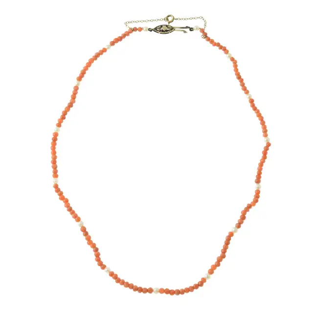 Coral & cultured pearl necklace