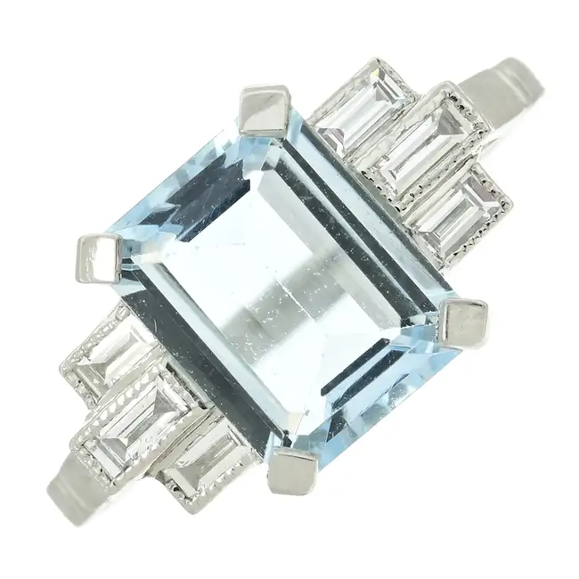 Aquamarine & diamond dress ring