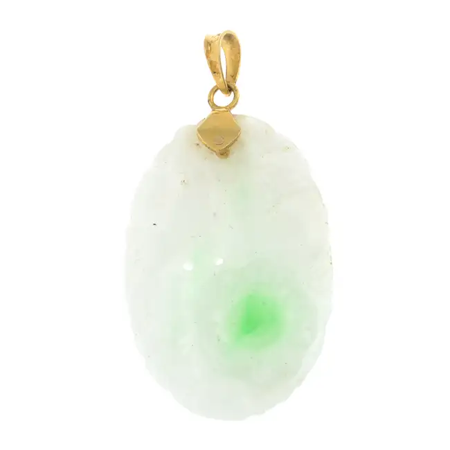 Floral carved jade pendant