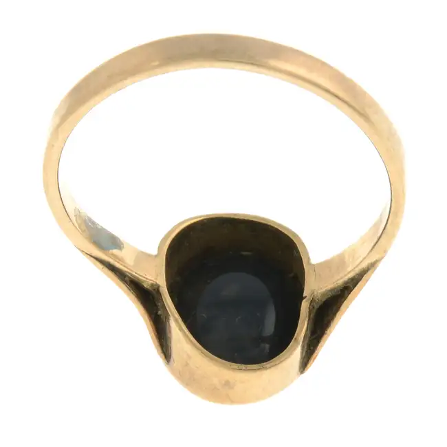 Opal doublet ring
