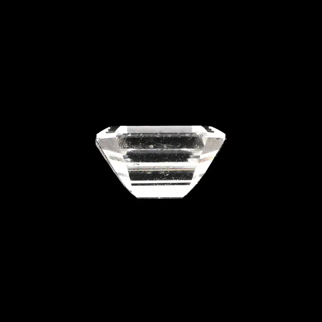 Rectangular-shape diamond, 0.28ct