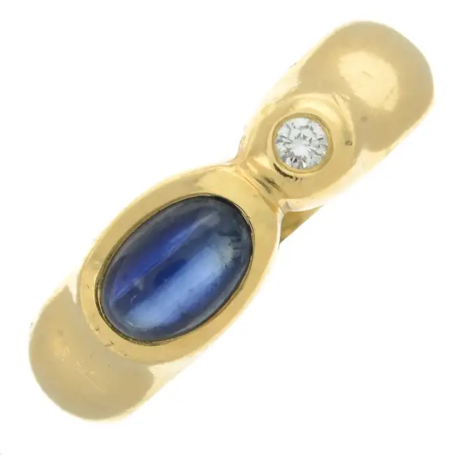Sapphire & diamond ring
