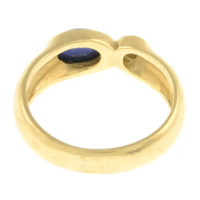 Sapphire & diamond ring
