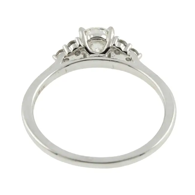 18ct gold diamond ring