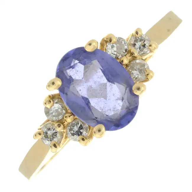 Tanzanite & diamond dress ring