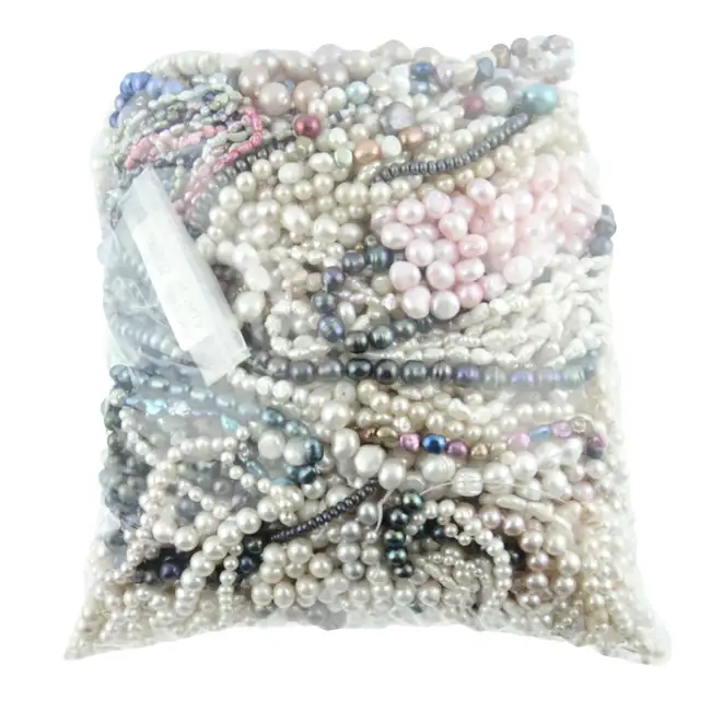 Assorted cultured pearls & other beads, 3.07kg