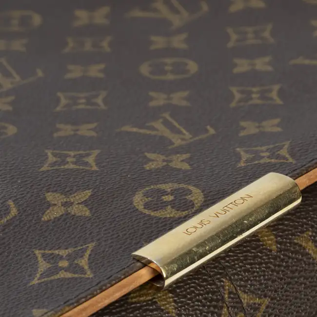 Louis Vuitton - Abbesses Messenger 