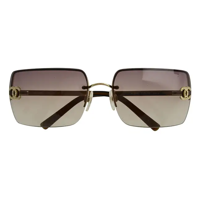 Chanel - sunglasses