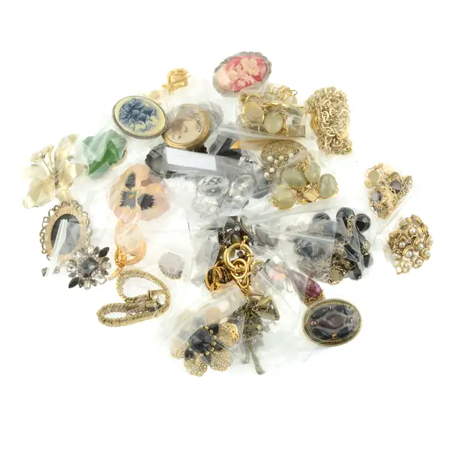 Selection of costume jewellery