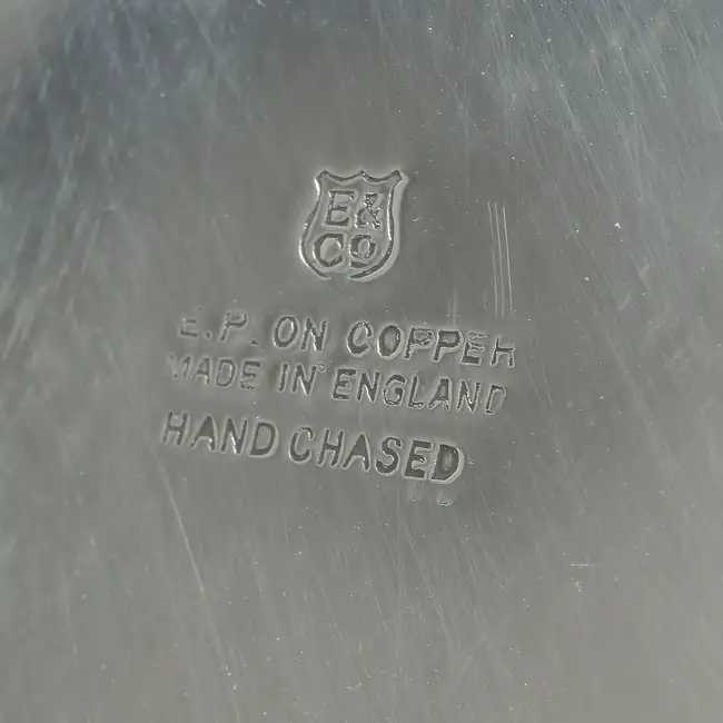 Assorted silver plate to include Elkington punch bowl, etc 