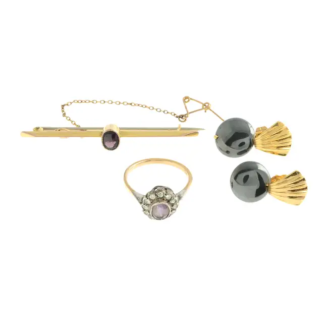 Gem cluster ring, bar brooch & earrings
