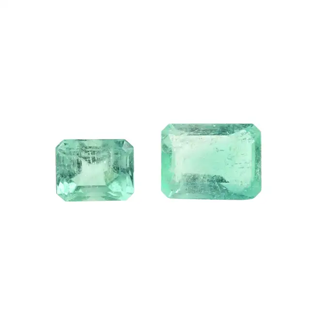 Two rectangular-shape emeralds, 2.84ct