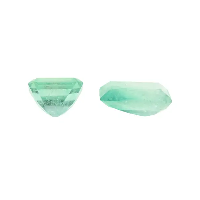 Two rectangular-shape emeralds, 2.84ct