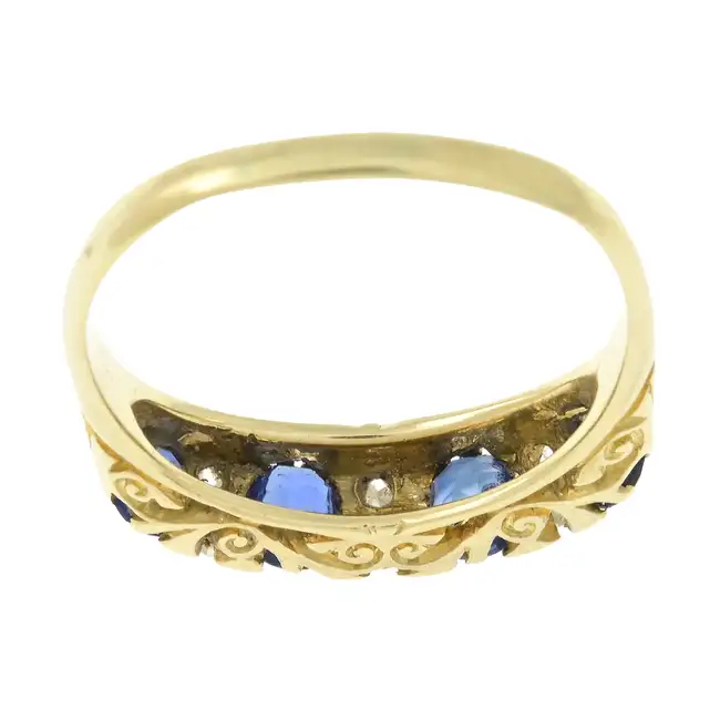 Early 20th c. 18ct synthetic sapphire & diamond ring