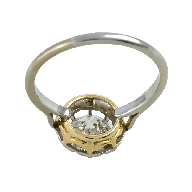 Mid 20th c. 18ct gold diamond single-stone ring