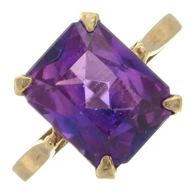 9ct gold synthetic sapphire single-stone ring