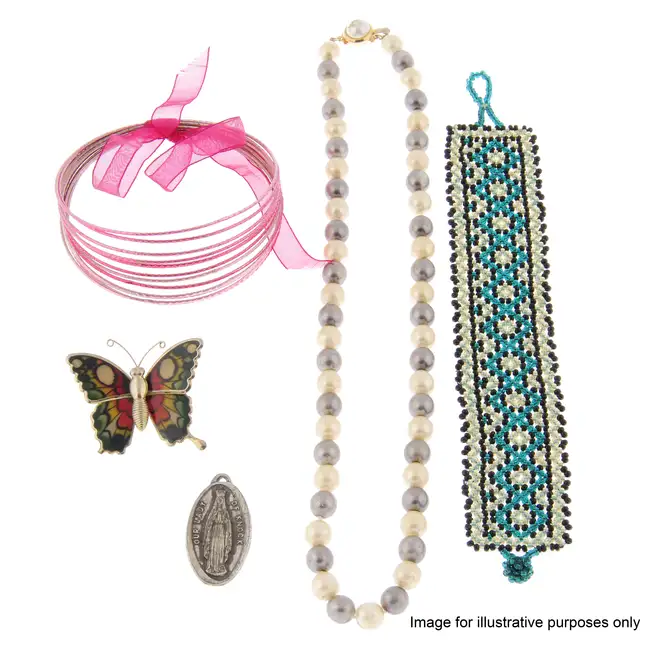 Assorted costume and fashion jewellery, many AF