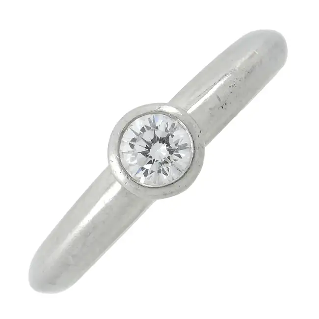 Platinum diamond single-stone ring