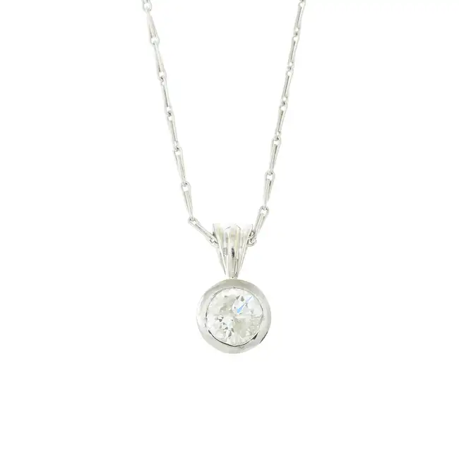 18ct gold diamond pendant, with 18ct gold chain
