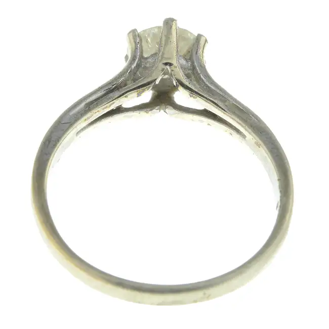9ct gold diamond single-stone ring