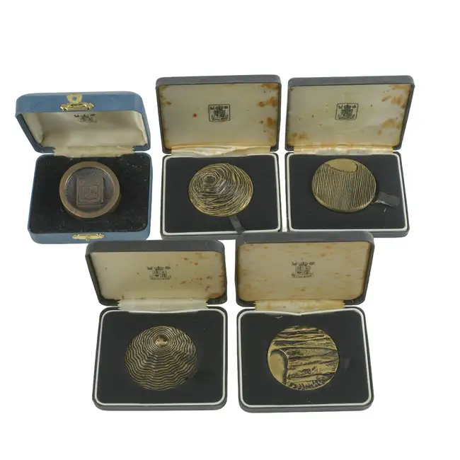 Royal Mint, four bronze art medals; plus a Westminster Abbey medal (5)