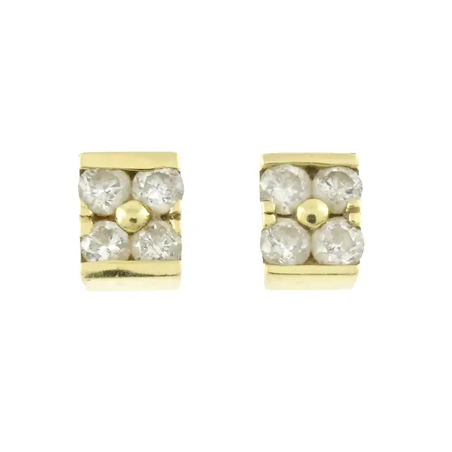 18ct gold diamond stud earrings