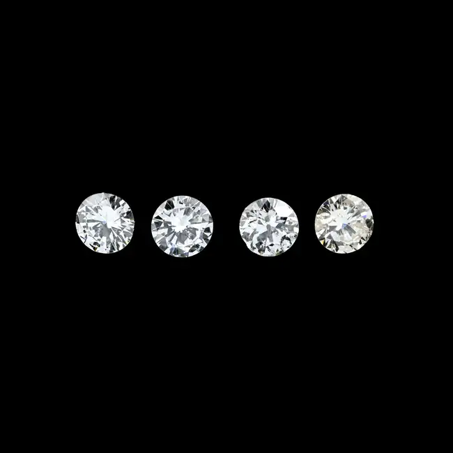 Four brilliant-cut diamonds, 1.03ct