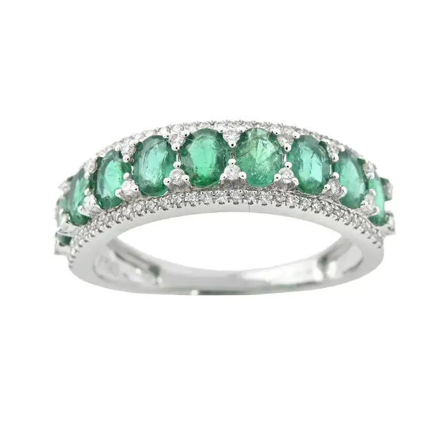 18ct gold emerald and diamond ring