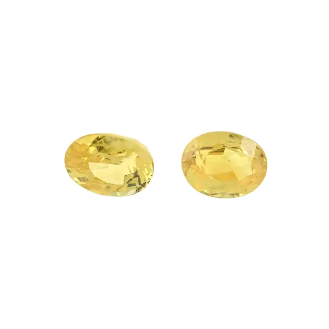 Two oval-shape yellow sapphires, 2.27ct