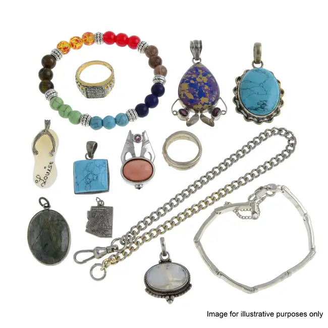 Assorted costume and fashion jewellery, many AF
