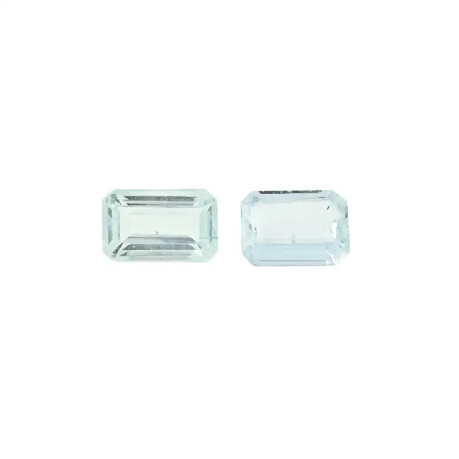 Two rectangular-shape aquamarines, 9.94ct