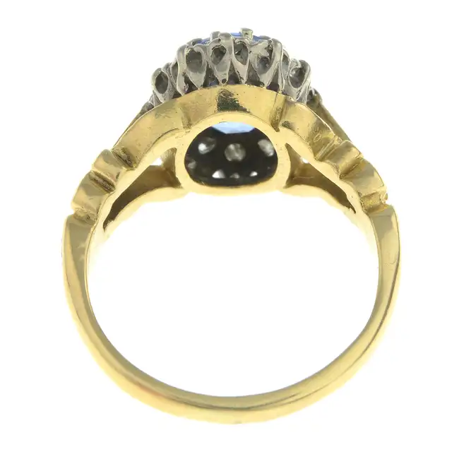 Sapphire & diamond cluster ring