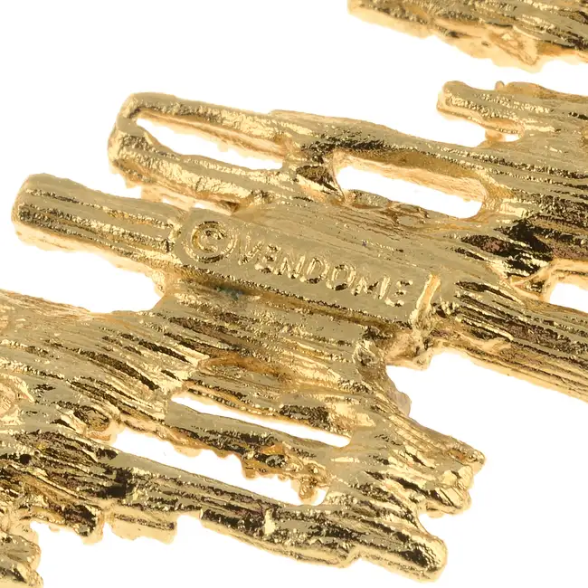 Mid 20th c. textured costume jewellery suite